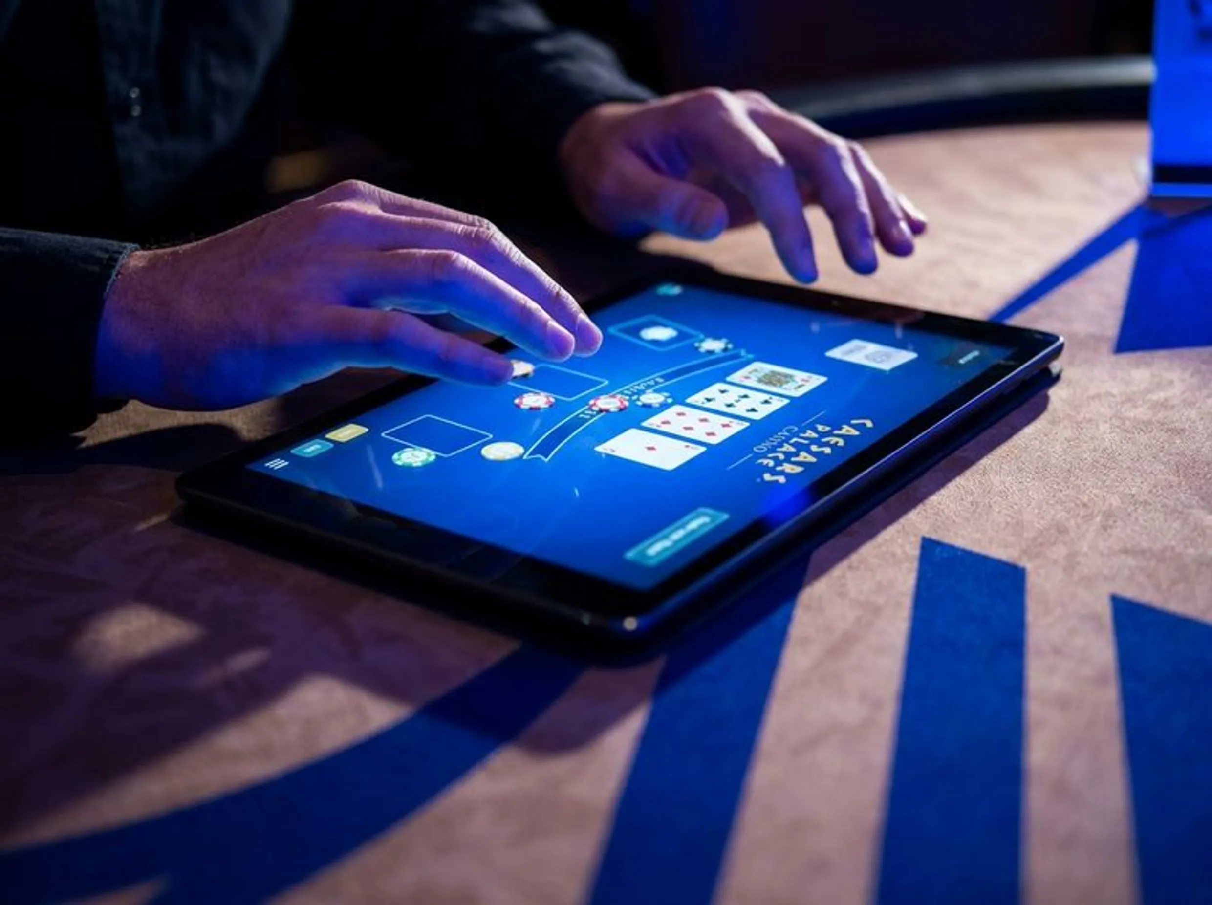 online blackjack card game decisions (Caesars Palace Casino) online blackjack card game decisions (Caesars Palace Casino)